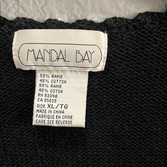 Colorful Embroidered Black Vest vintage size XL - Picture 2 of 6